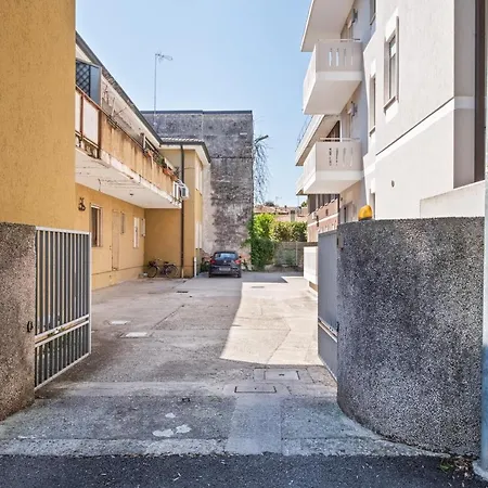 Joivy Porta San Giovanni Apartment *