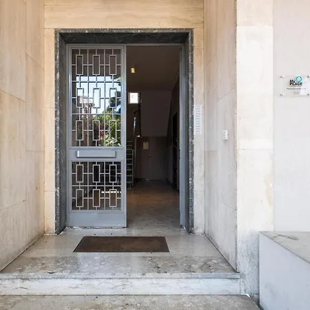 Joivy Porta San Giovanni Apartment *