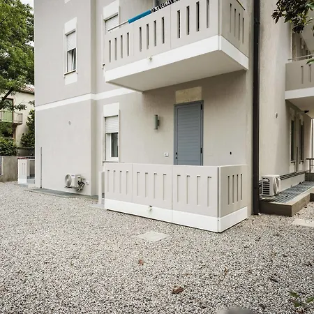 Myplace Porta San Giovanni 公寓