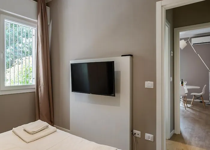 Joivy Porta San Giovanni *