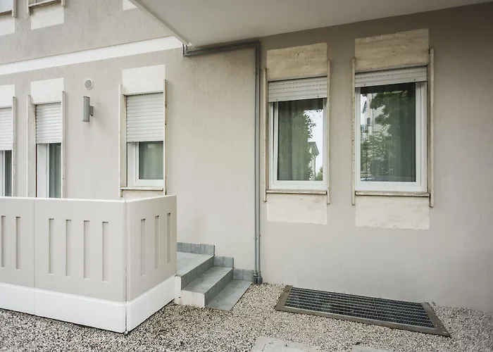 Joivy Porta San Giovanni * Padua