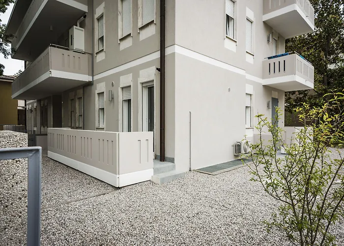 Joivy Porta San Giovanni Padua