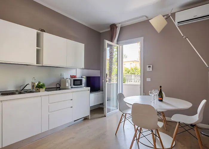 Joivy Porta San Giovanni Lägenhet